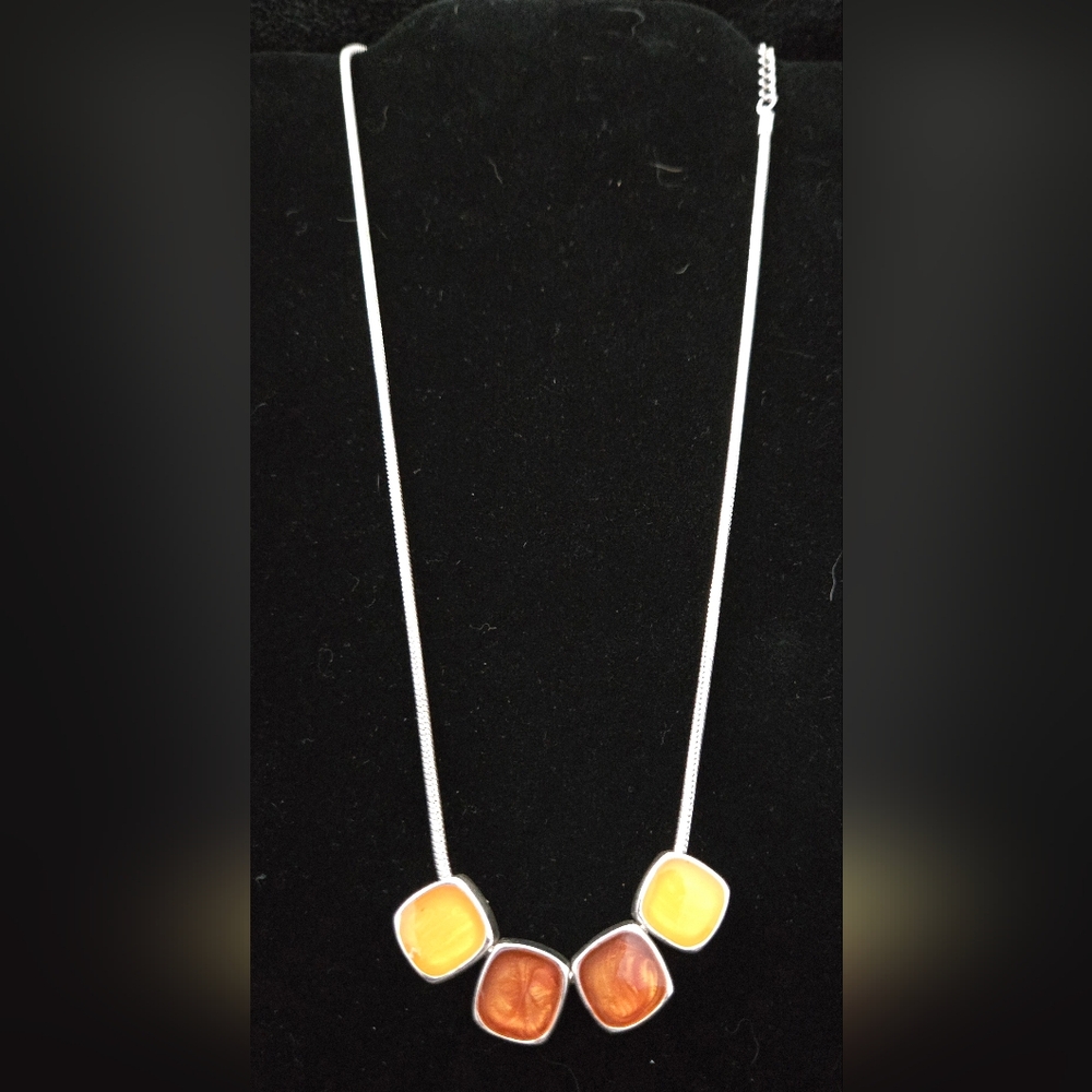 Silvertone Yellow and Orange 4 SquareNecklace - Brand Unknow 16"-18" Chain